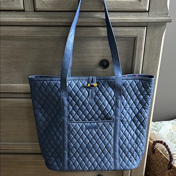 Vera Bradley Handbags - NWT Vera Bradley Moonlight Navy Tote Bag